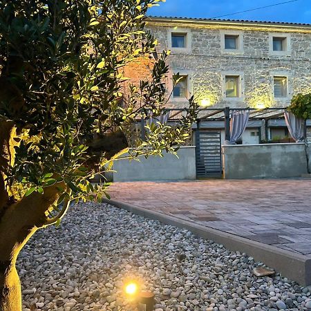 Vela & Vega Apartamento Višnjan Exterior foto