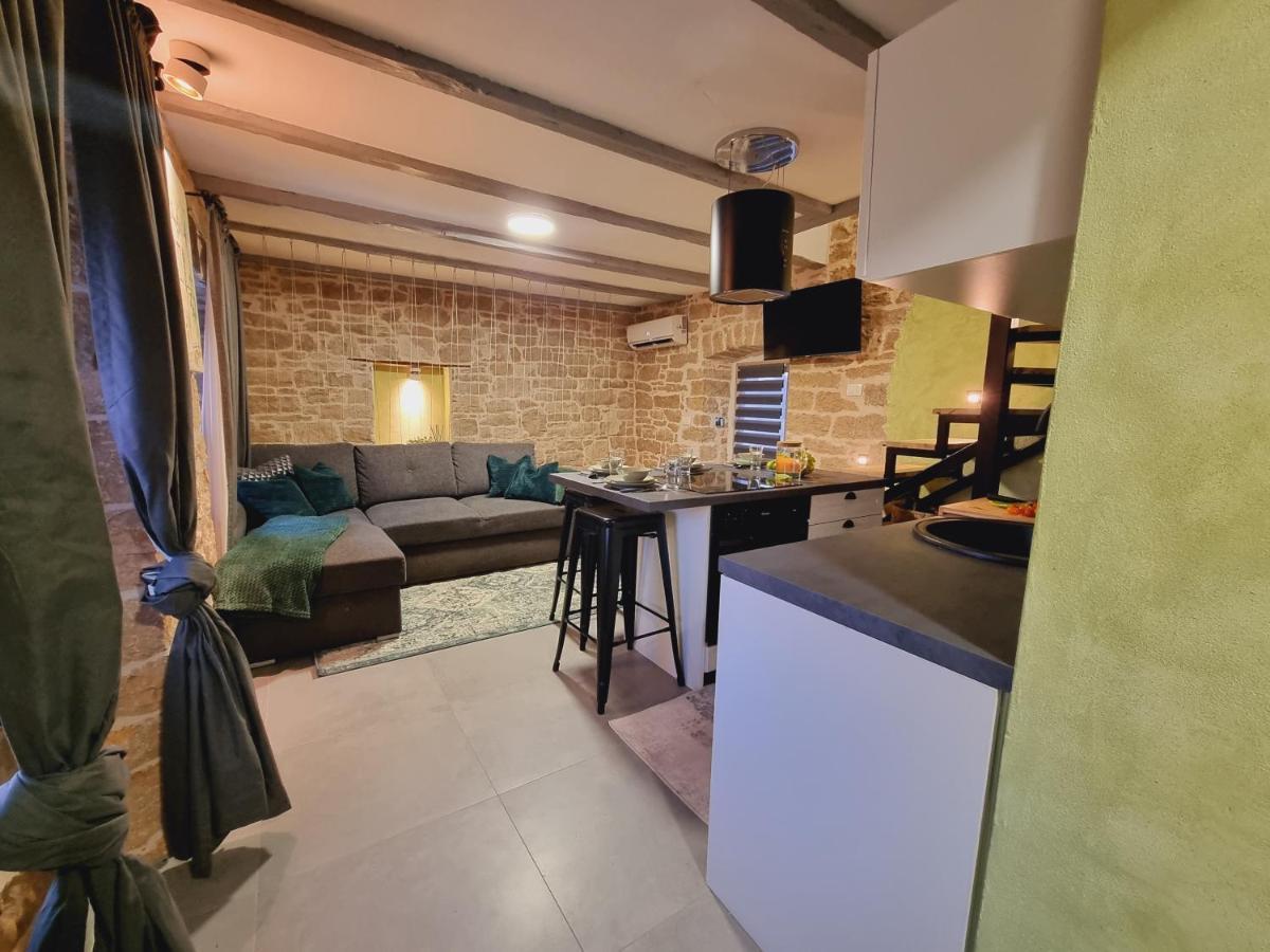Vela & Vega Apartamento Višnjan Exterior foto