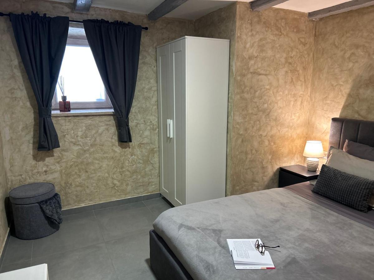 Vela & Vega Apartamento Višnjan Exterior foto